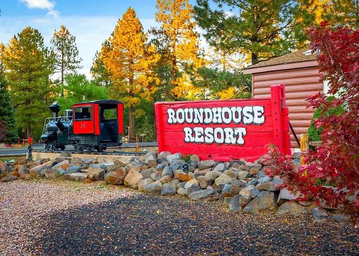 Pine-santa Fe By Roundhouse And