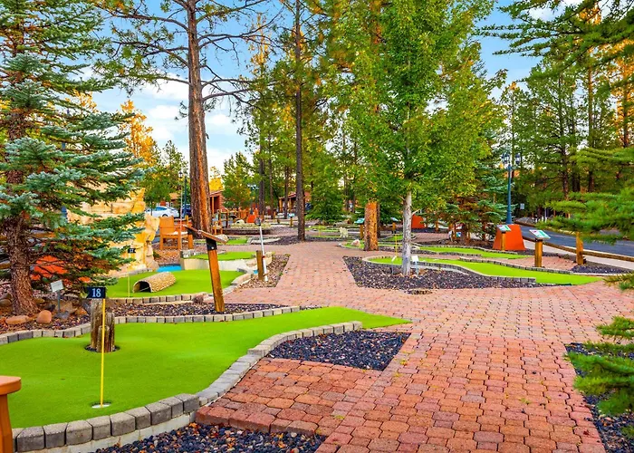 Apartment Pine-santa Fe By Roundhouse And Indian Pine